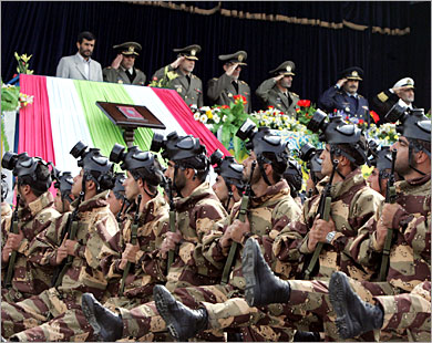 Ahmadinejad Menduga AS akan Embargo Iran